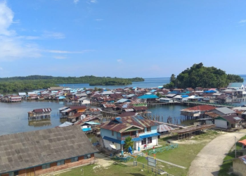 Exploring the Maritime Heritage of Sowek, Supiori