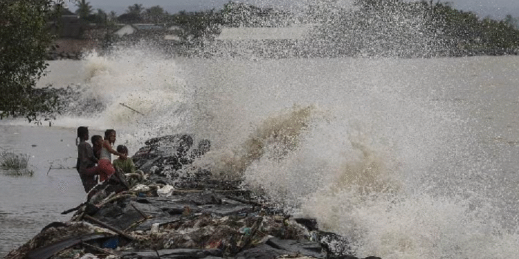 BMKG Warns Coastal Papua Residents to Stay Alert Following Russia’s Powerful Earthquake